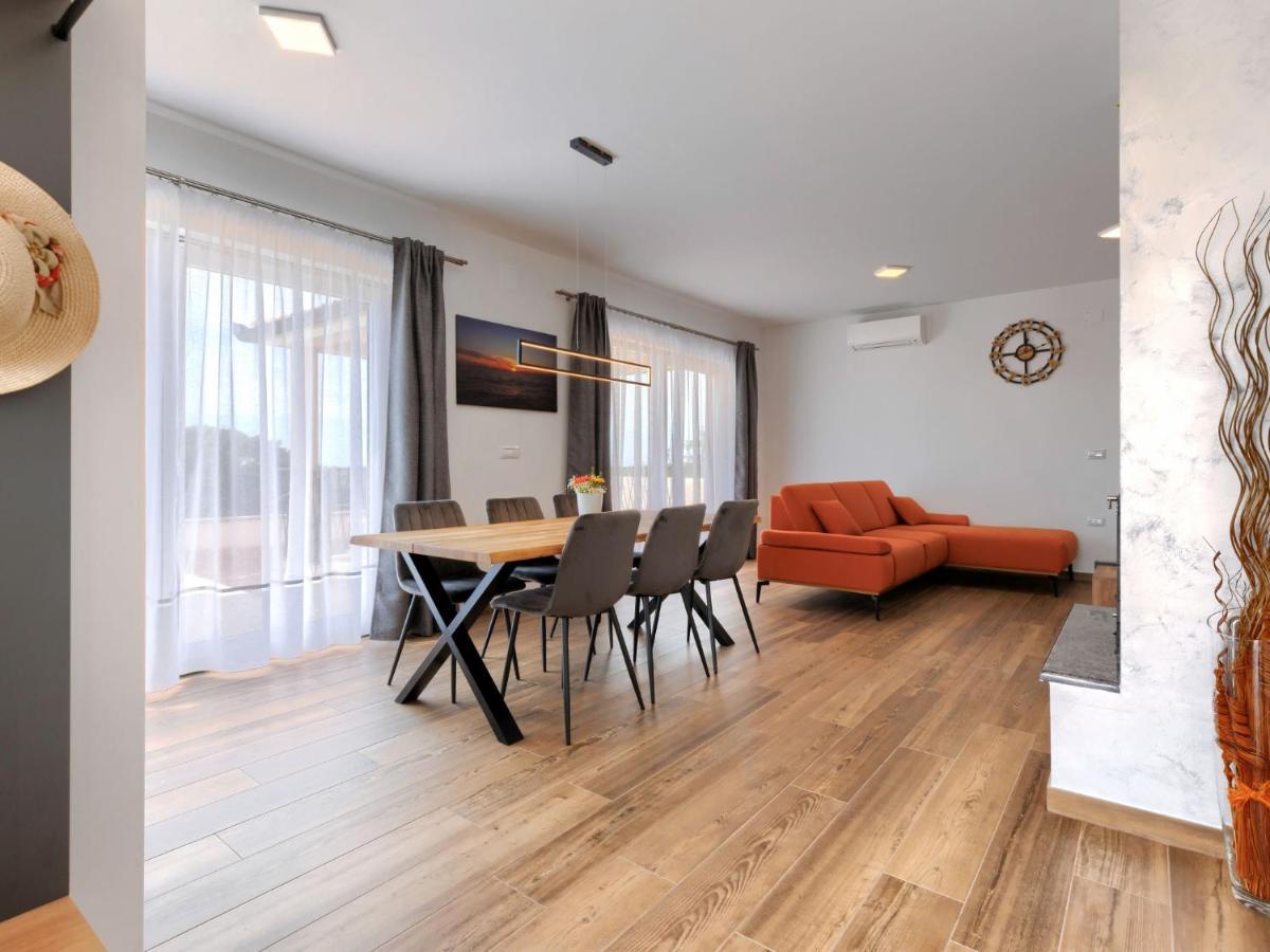 Holiday Home Villa Dora By Interhome Pula Exterior foto