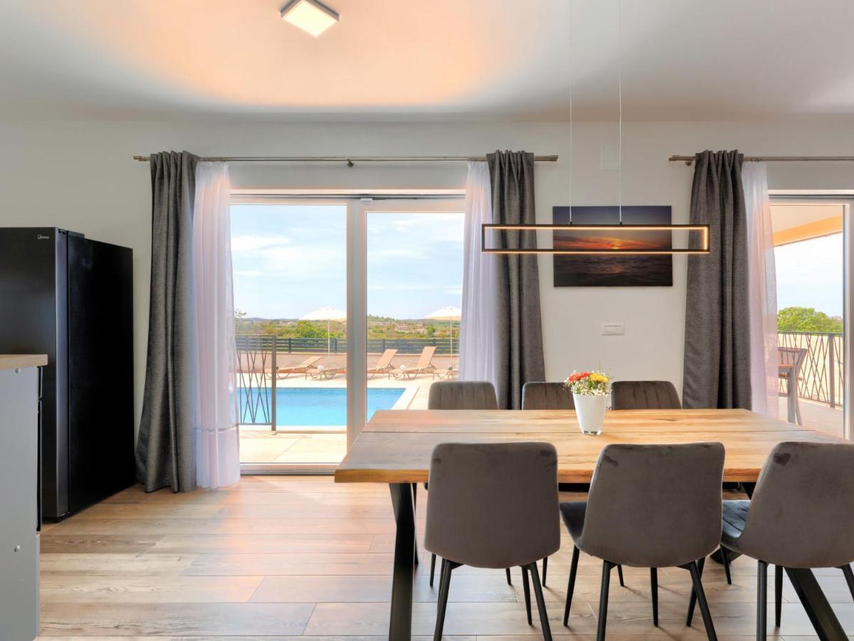Holiday Home Villa Dora By Interhome Pula Exterior foto