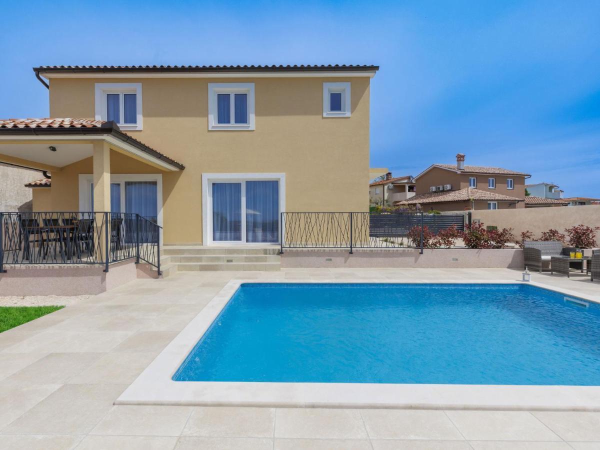Holiday Home Villa Dora By Interhome Pula Exterior foto